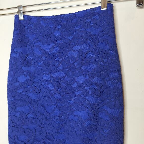 Nicole Miller Artelier Floral Lace Pencil Skirt - Picture 6 of 9